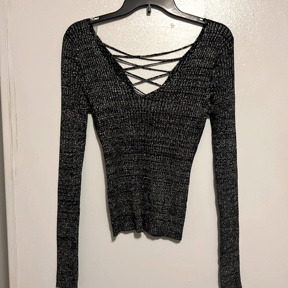 Ribbed Crisscross Sparkling Lightweight sweater